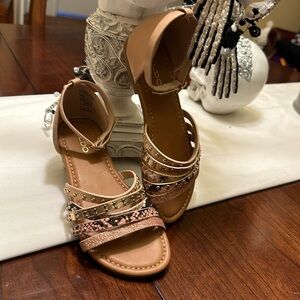 ALDO girls size 2 sandals